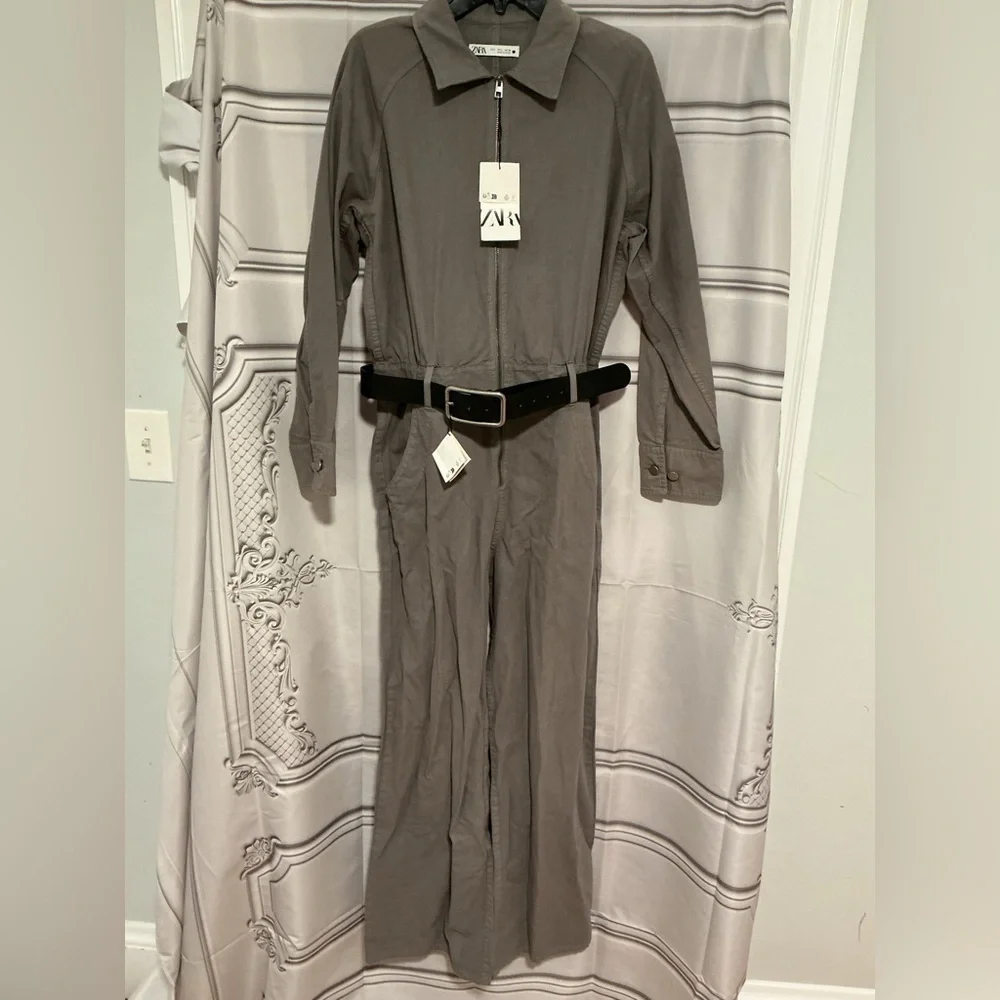 NWT ZARA ZARA LONG BELTED JUMPSUIT COLLECTION  SIZE L 🚨PRICE FIRM NO DISCOUNT